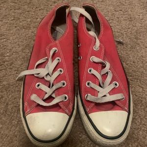 Red converse size 7